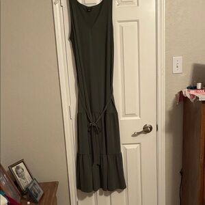 Sleeveless Olive Maxi Dress with Tie-Waist